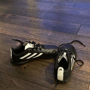 Adidas kids indoor soccer cleats